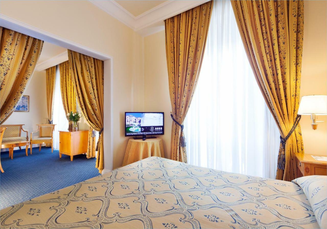 Hotel Residenza Parco Fellini Rimini Exterior foto
